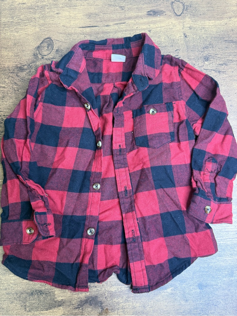 ⭐️5 for $20⭐️ Urban Kids Red and Black Plaid Button-Up Shirt - Classic Flannel